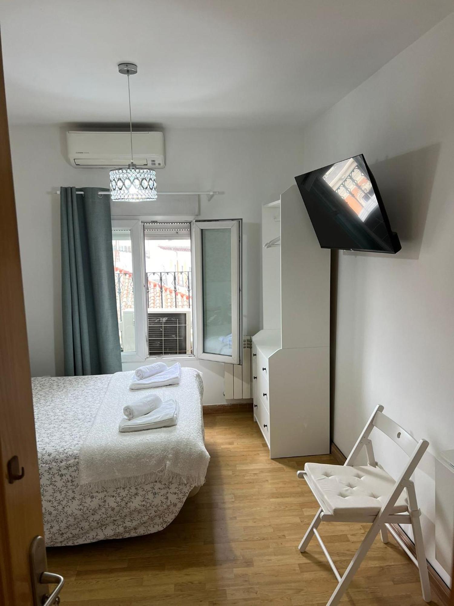 Hostal Flat55Madrid Extérieur photo