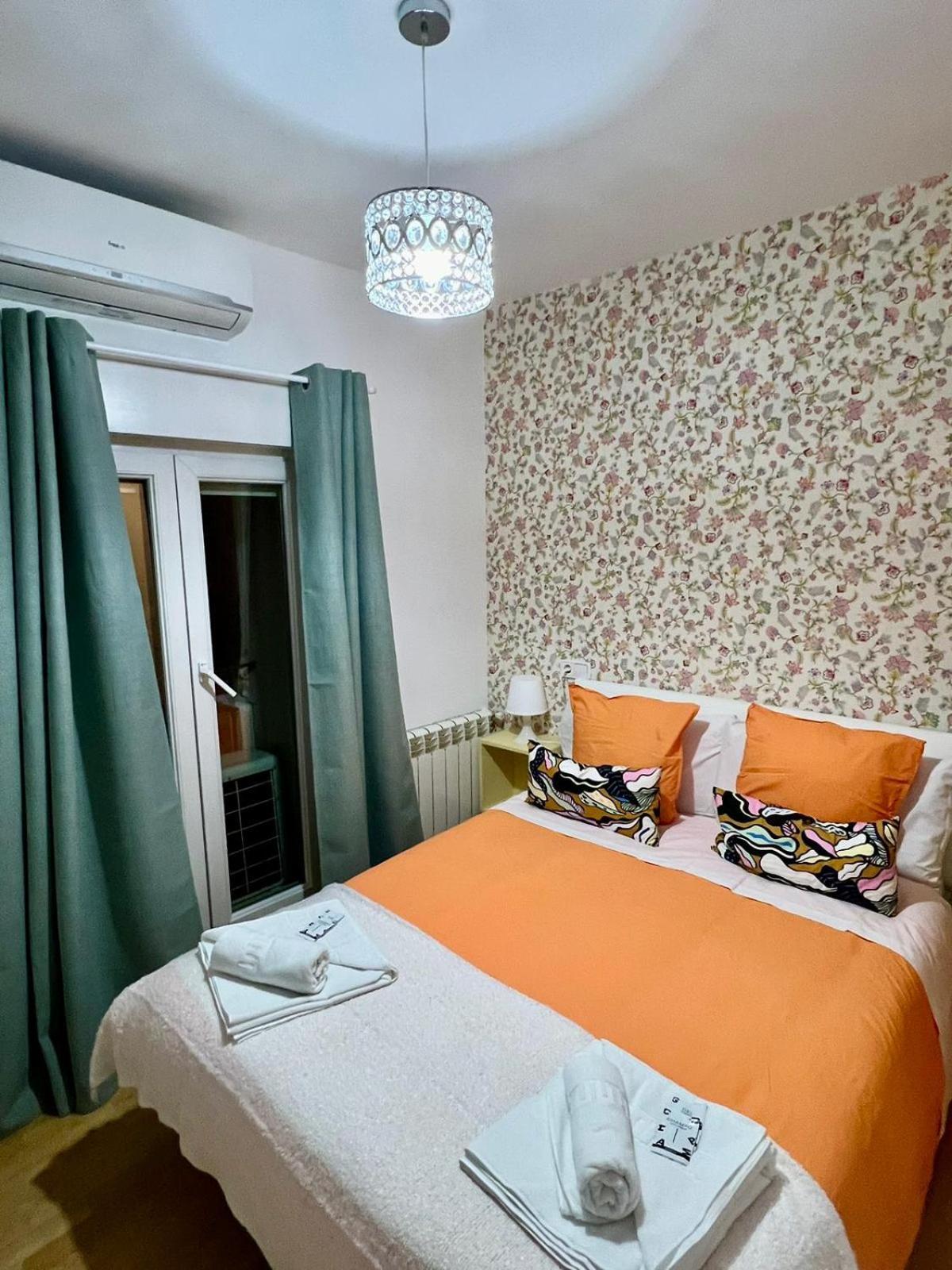 Hostal Flat55Madrid Extérieur photo