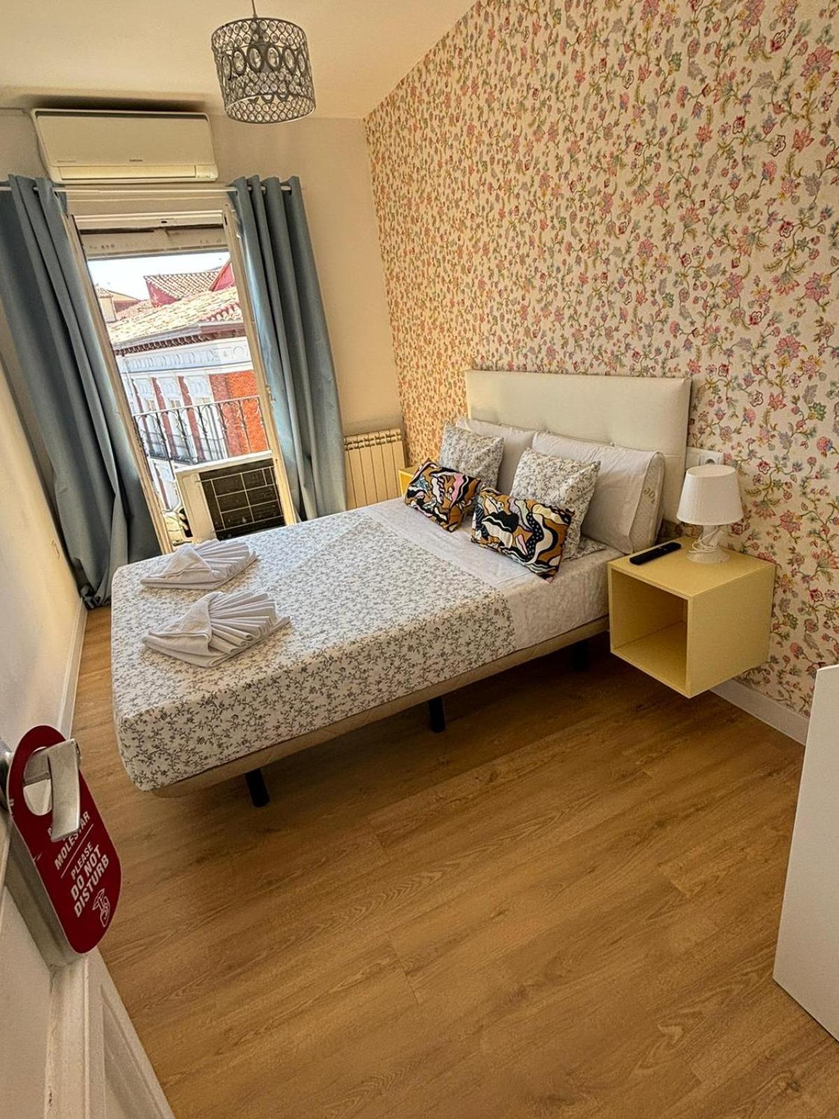 Hostal Flat55Madrid Extérieur photo