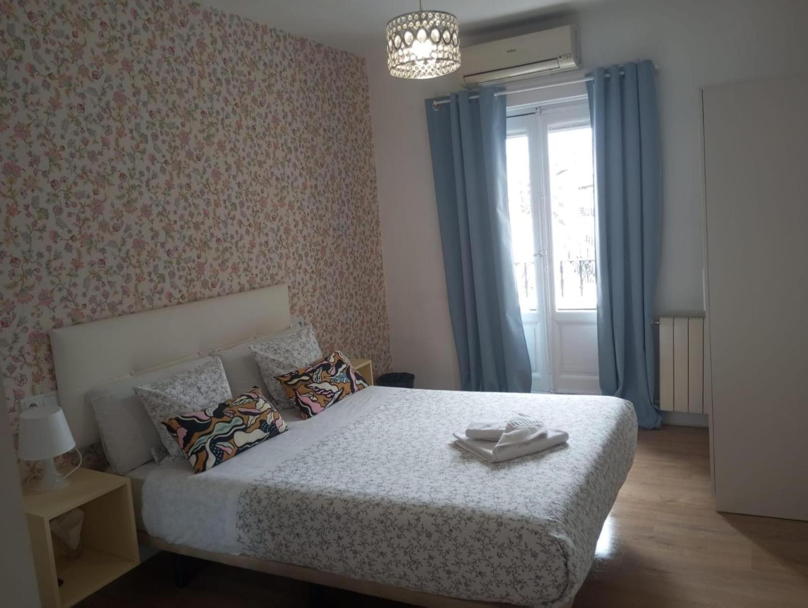 Hostal Flat55Madrid Extérieur photo