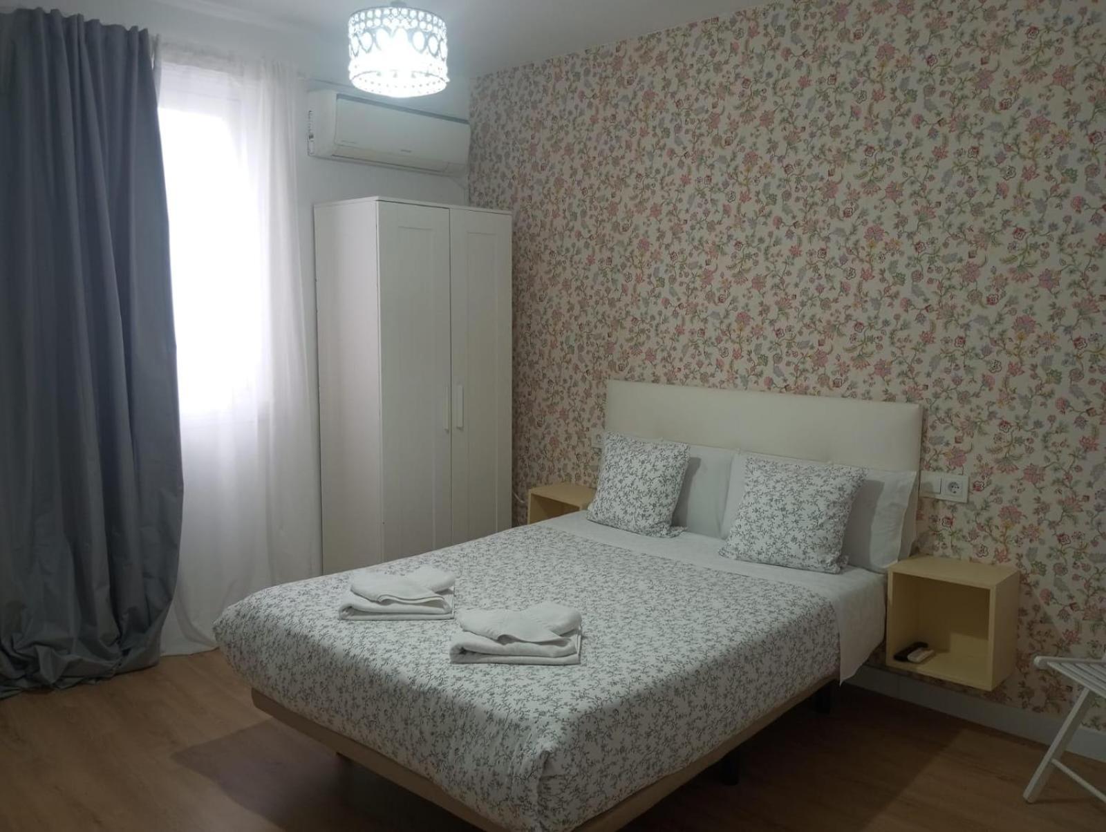 Hostal Flat55Madrid Extérieur photo