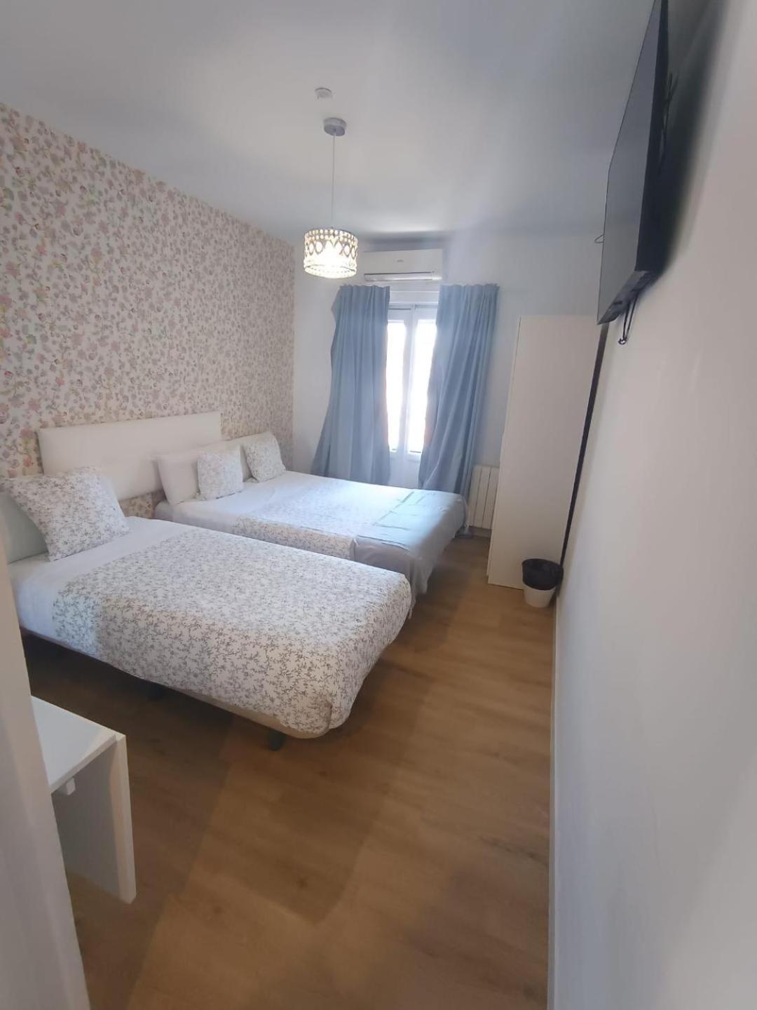 Hostal Flat55Madrid Extérieur photo