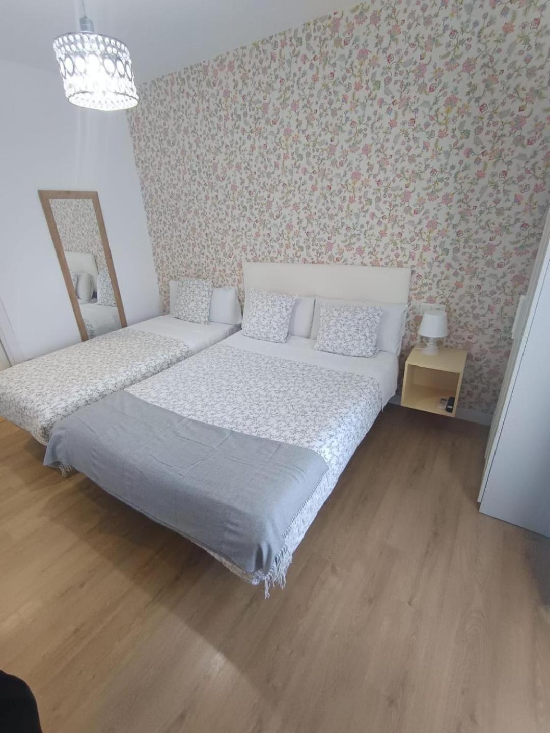 Hostal Flat55Madrid Extérieur photo